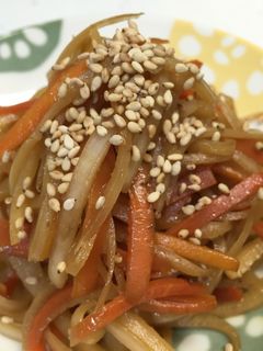 簡単‼大根の皮とニンジンのきんぴら-レシピのメイン写真