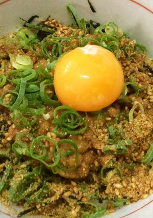 ごま香る納豆釜玉うどん-レシピのメイン写真