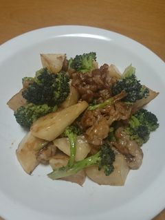 かぶとブロッコリーのオイマヨ炒め♪-レシピのメイン写真