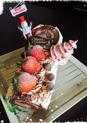 簡単♪ブッシュ ド ノエル-レシピのメイン写真