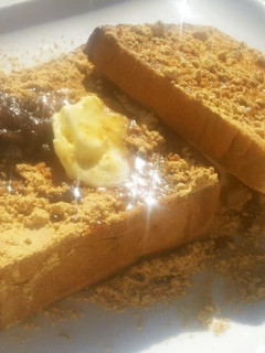 朝食が楽しみ! 黒蜜きな粉で小倉トースト-レシピのメイン写真