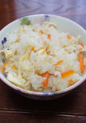 なめたけ・にんじん・油揚げの炊き込みご飯-レシピのメイン写真