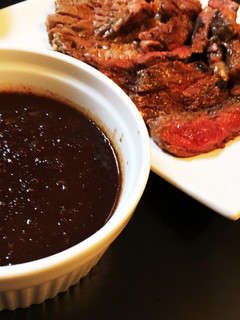 超絶品!赤身肉にバルサミコステーキソース-レシピのメイン写真