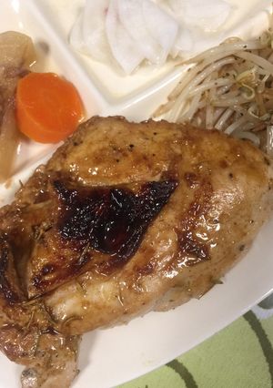 皮パリパリ☆身は柔らかローストチキン-レシピのメイン写真