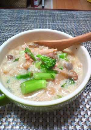 鮭香るたっぷり野菜の味噌仕立て豆乳スープ-レシピのメイン写真