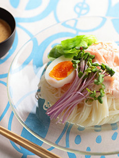豚しゃぶとレタスで!夏のゴマだれそうめん-レシピのメイン写真