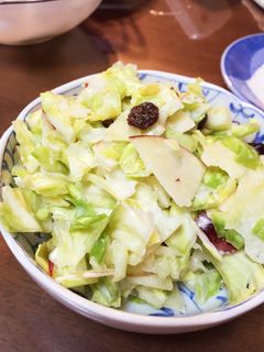 キャベツとりんごサラダ-レシピのメイン写真