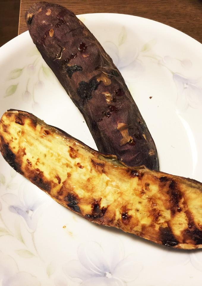 オーブンde焼き芋しわ 焦げ目付き ！-レシピのメイン写真