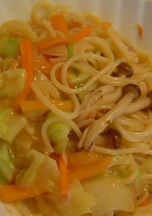 ☆簡単カップスープ春キャベツ＆ツナパスタ-レシピのメイン写真