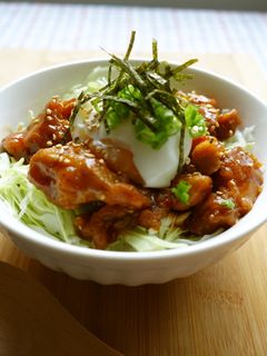 レンジで簡単☆ピリ辛唐揚げ丼♪-レシピのメイン写真
