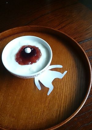 簡単！目玉おやじヨーグルトアート-レシピのメイン写真