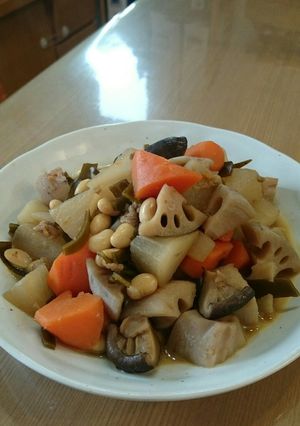 【分量あり】大根とレンコンの煮物-レシピのメイン写真