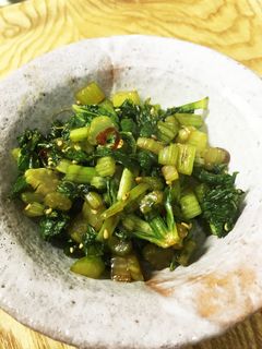 副菜◎セロリの葉の油炒め-レシピのメイン写真