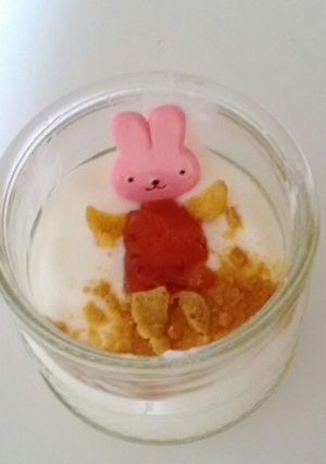 子供と飾って変身！ヨーグルトアート-レシピのメイン写真