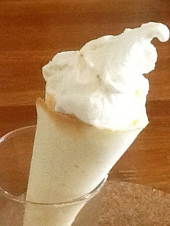 クッキー生地で♡ソフトクリーム用のカップ-レシピのメイン写真