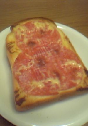 絶品サラミハムマヨパン-レシピのメイン写真