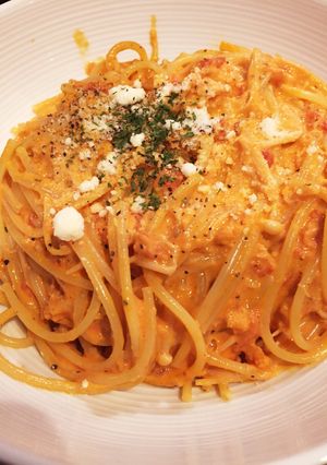 蟹とエノキのトマトクリームパスタ-レシピのメイン写真