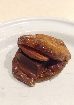 いちじくのアルファベットチョコサンド-レシピのメイン写真
