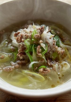 白ネギたっぷり食べるスープ-レシピのメイン写真