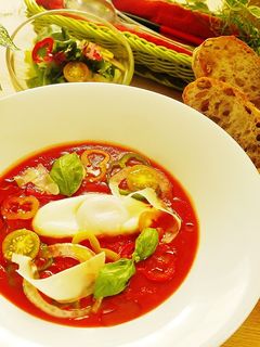 夏野菜のガスパチョ蕎麦ポーチドエッグ添え-レシピのメイン写真