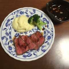 รูปของ 母直伝 簡単 激ウマ ローストビーフ☺︎