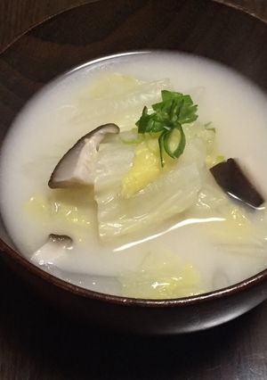 白菜と椎茸の粕汁-レシピのメイン写真