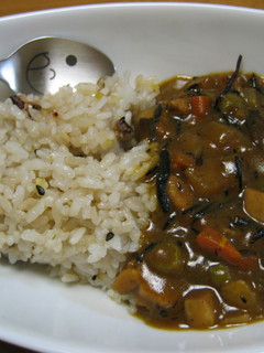 体に優しい雑穀米と根菜のカレー-レシピのメイン写真