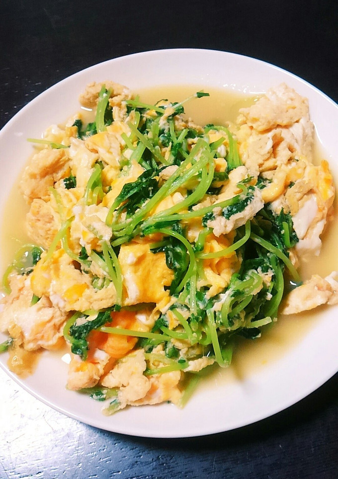 豆苗と卵♪ 簡単！ ふわふわ卵-レシピのメイン写真