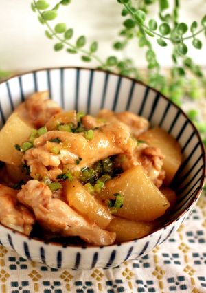 味が染みてる～♪手羽元と大根の煮込み-レシピのメイン写真