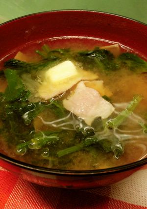 ほうれん草とベーコンの味噌汁♪-レシピのメイン写真