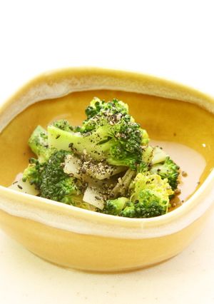 【使いきり】ブロッコリーのごま和え-レシピのメイン写真