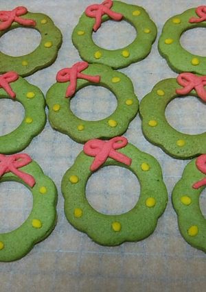 子供が喜ぶ♪クリスマスクッキー(リース)-レシピのメイン写真
