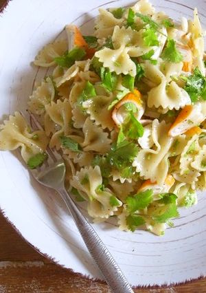 和えるだけ♪カニカマとパクチーのパスタ-レシピのメイン写真