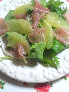 生ハムとグレープフルーツのサラダ-レシピのメイン写真