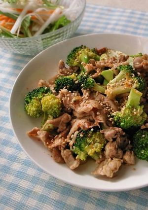 ブロッコリーと豚こま肉deおかずサラダ-レシピのメイン写真