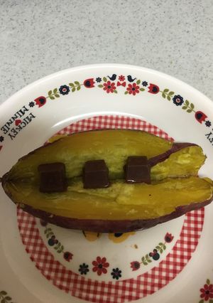焼き芋&アルファベットチョコ-レシピのメイン写真