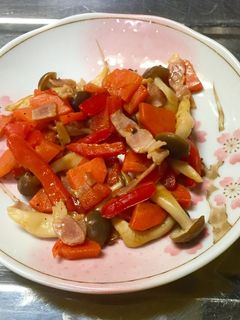 ふなしめじとパプリカとにんじんの野菜炒め-レシピのメイン写真