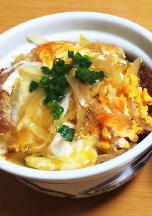 カツ丼！ふわふわとろとろ！麺つゆで簡単！-レシピのメイン写真