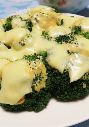 ブロッコリーの味噌マヨチーズのせ-レシピのメイン写真