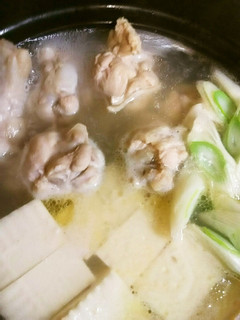 プルップル♪鶏手羽元DE水炊き風湯豆腐♪-レシピのメイン写真