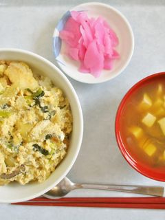 鶏もも肉のから親子丼-レシピのメイン写真