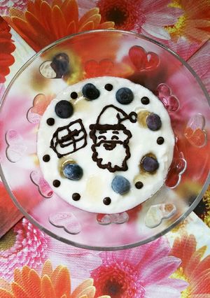 チョコペンでヨーグルトアートサンタ♥-レシピのメイン写真