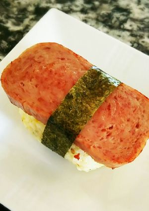 お弁当や朝食に♪スパムおにぎり♡-レシピのメイン写真