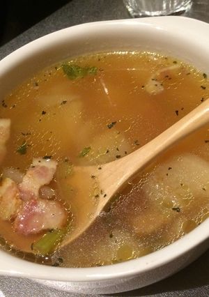 飲み過ぎ注意！ ベーコンとカブのスープ-レシピのメイン写真
