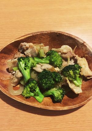 ブロッコリーと豚肉のオイマヨ炒め-レシピのメイン写真
