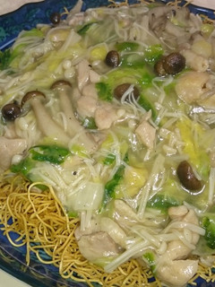 モモ肉ときのこの皿うどん♪-レシピのメイン写真