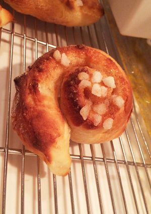レンジ発酵！捏ねないシナモンロール♪-レシピのメイン写真