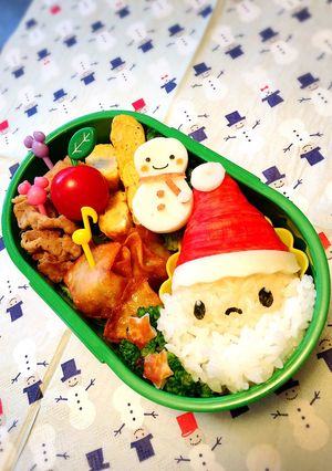 クリスマスキャラ弁 サンタと雪だるま-レシピのメイン写真