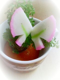 簡単飾り切り♪かまぼこde蝶々:*・゜☆-レシピのメイン写真
