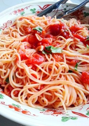 ガーリックオニオンのトマトソースパスタ-レシピのメイン写真